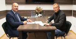 Umowa na sieć wodociągową w Toporzysku podpisana